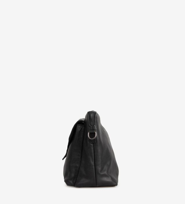 Treats laukku Dara Musta Korkealaatuinen laukku uudelta Treats mallistolta! Upea malli jossa on mukana kantohihna. Sisalla