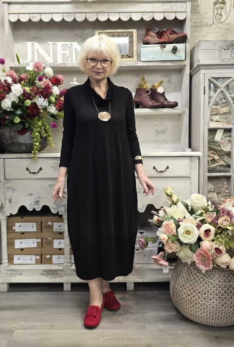 Sahara juhlava mekko SPD6919 Musta Crepe Bubble tuotekuva 1 Sahara juhlava mekko SPD6919 Musta Crepe Bubble tuotekuva 1