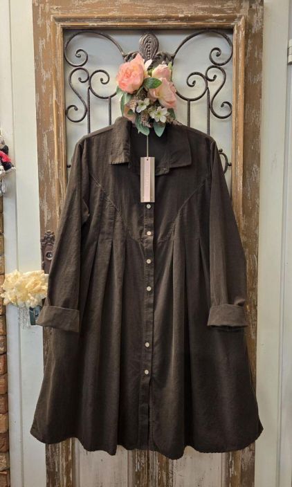 Marta du Chateau vakosametti mekko 7411 ihana ruskea Erinomaisen hinta-laatusuhteen omaavassa Marta du Chateau mallistossa Marta du Chateau vakosametti mekko 7411 ihana ruskea Erinomaisen hinta-laatusuhteen omaavassa Marta du Chateau mallistossa