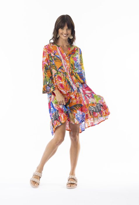 Escape mekko 30154 Stefania pirteä kuosi edessä napit tuotekuva 1 Escape mekko 30154 Stefania pirteä kuosi edessä napit tuotekuva 1