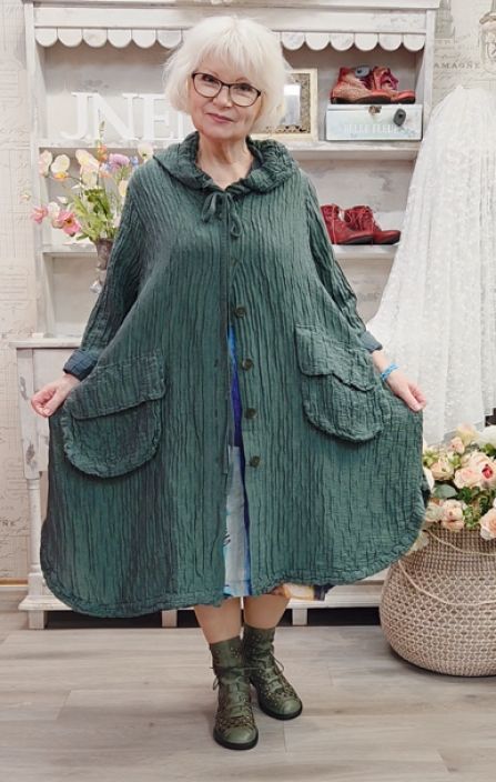 Grizas klassikko jakku 7331 metsän vihreä ihana hupullinen "taiteilijan" jakku tekstuurilla tuotekuva 1 Grizas klassikko jakku 7331 metsän vihreä ihana hupullinen "taiteilijan" jakku tekstuurilla tuotekuva 1