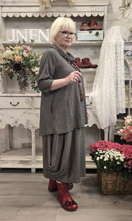THING tunika 7082 Anthracite Musta/beige tilava tunika ruutukuosilla tuotekuva 2