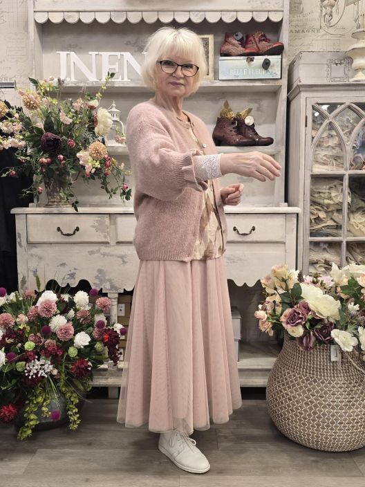 Marta du Chateau neulejakku 2413 Old pink vanha roosa todella pehmeä tuotekuva 2 Marta du Chateau neulejakku 2413 Old pink vanha roosa todella pehmeä tuotekuva 2