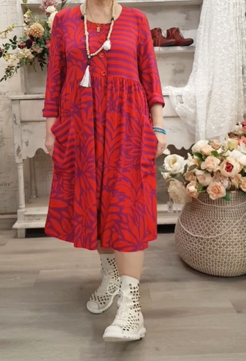 Aino mekko Minerva Catalina Mix punainen/liila yhdistelmä ihania eri kuoseja tuotekuva 3