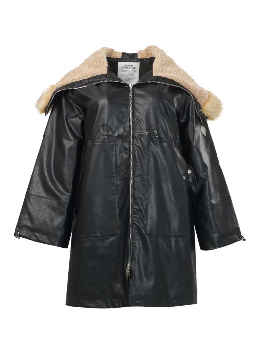 MAT takki 4001 / 8001 (Black) Tyylikas MAT takki jonka laatu on aivan nahan nakoinen ja tuntuinen. Ei kuitenkaan sisalla