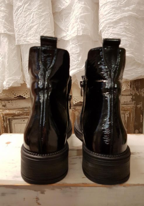 Mago maiharit 020-56 (Musta) Erittain trendikkaat, korkealaatuiset maiharit suositusta Mago mallistosta! Nama kengat