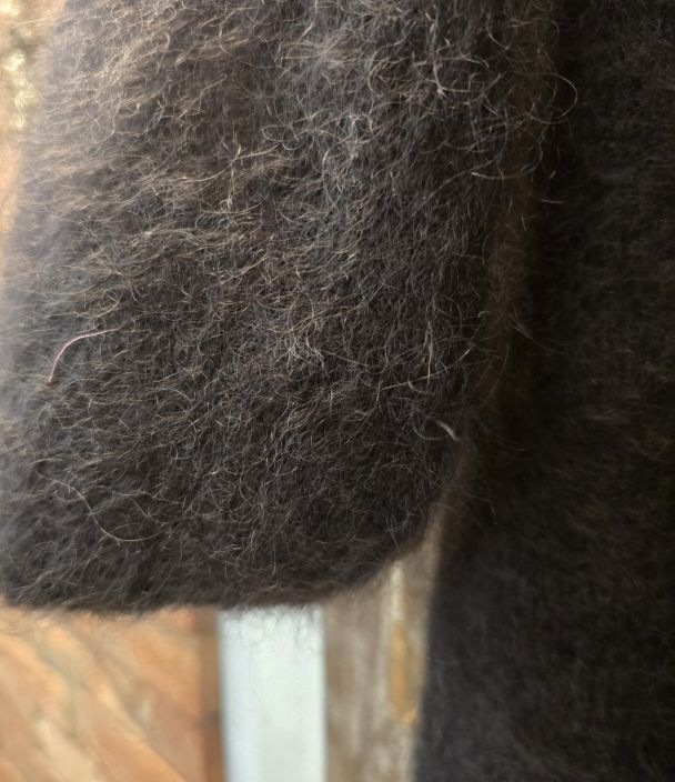 Hug Me pitkä neulejakku Ruskea pehmeä mohair kangas pitää sinut lämpimänä tuotekuva 2