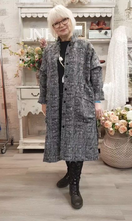 MASAI mekko Naviran Musta tyylikäs, simppeli ja ajaton malli jokaiseen asuun ja tyyliin tuotekuva 3