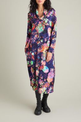Sahara mekko JFD6633 Midnight Floral Jersey upea värikäs kuosi pehmeä viskoositrikoo