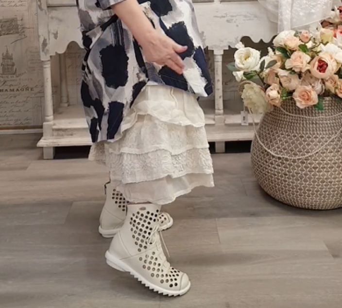 THING mekko 7214 Navy taiteellinen kuosi upeassa mallissa tuotekuva 4 THING mekko 7214 Navy taiteellinen kuosi upeassa mallissa tuotekuva 4