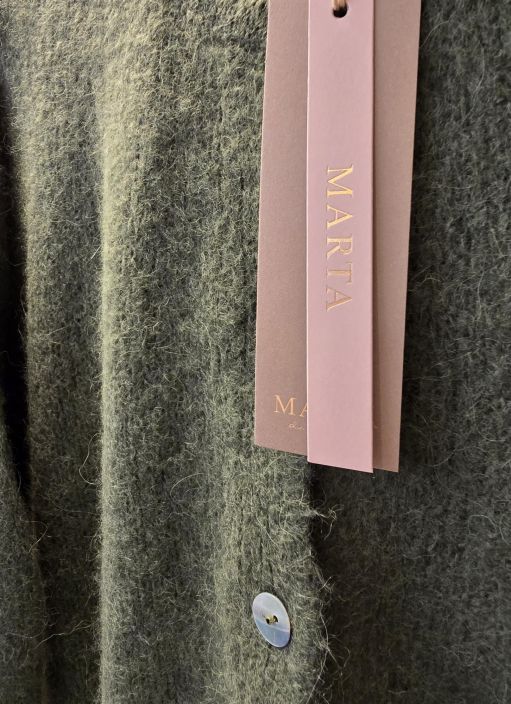 Marta du Château neule 2413 Army vihreä ihana pörröinen ja tilava malli tuotekuva 1