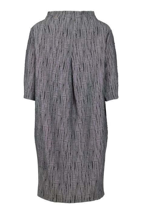 NOEN mekko 88574 upea juhlava mekko uniikilla silouetilla tuotekuva 1