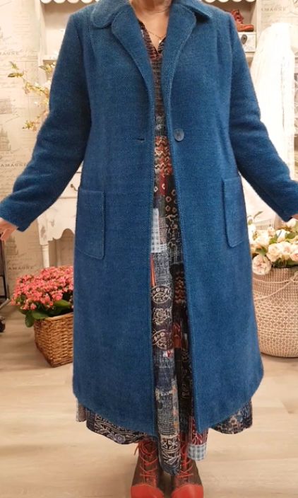 TIA kangastakki 77654 Kaunis sininen ihanan tuntuinen hieman pörröinen kangastakki tuotekuva 2