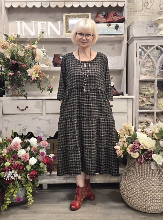 THING mekko 7324 Anthracite tummanharmaa ruutukuosi todella pehmeä kangas tuotekuva 3 THING mekko 7324 Anthracite tummanharmaa ruutukuosi todella pehmeä kangas tuotekuva 3