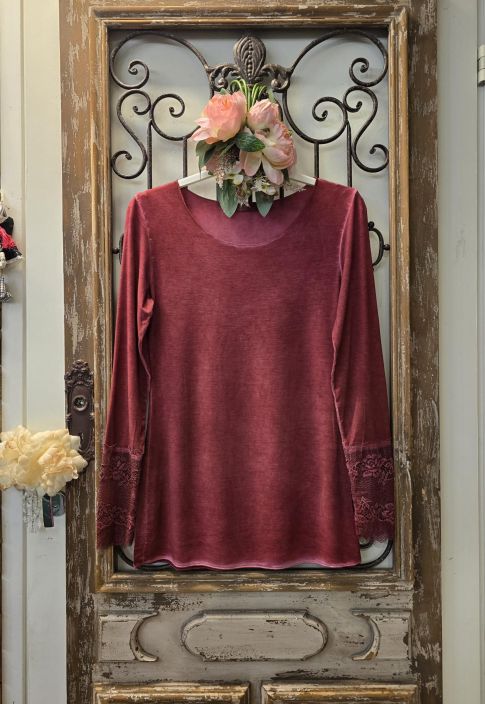 Marta du Chateau Punainen paita pitsi hihojensuilla kaunis aluspaita joustavasta viskoosista Erinomaisen hinta-laatusuhteen