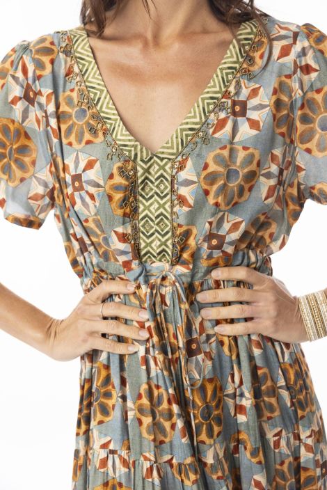 Escape mekko 40159 Vera ihanat sävyt näyttävä helma tuotekuva 4