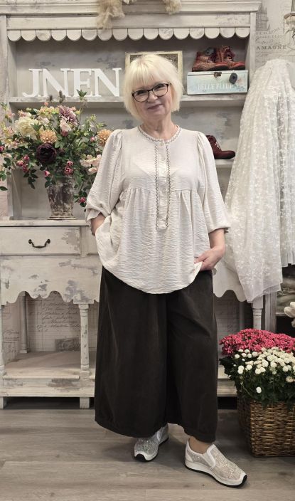 Marta du Chateau paita 7473 ihana rypytetty viskoosi malli Erinomaisen hinta-laatusuhteen omaavassa Marta du Chateau