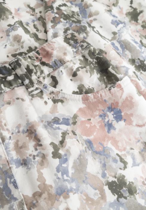 Laurie housut Hannah Khaki Watercolour vesivärikuosi Regular mitoitus, extra short / lyhyt tuotekuva 5 Laurie housut Hannah Khaki Watercolour vesivärikuosi Regular mitoitus, extra short / lyhyt tuotekuva 5