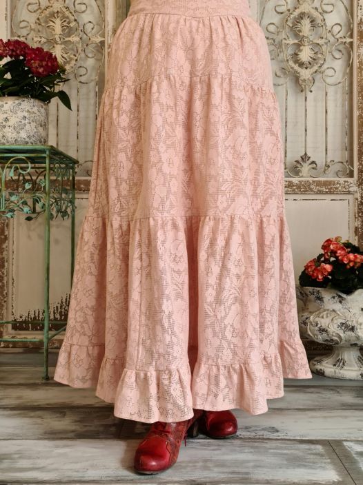 Rhum Raisin hame N33 Rose Pitsi sopii mainiosti romantikon vaatekaappiin! Tama upea hame sopii kaytettavaksi sellaisenaan