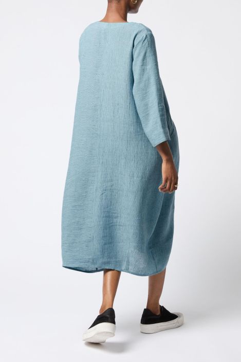 Sahara mekko GRD5146 Tyylikas mekko pehmeimmasta pellavasta joka on leikattu mukavaan A-malliin. Helma on nayttava, tilava