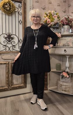 GRIZAS Grizas silkki tunika/mekko 51604 (17) Musta laadukasta silkkiä ajattomalla pallokuosilla