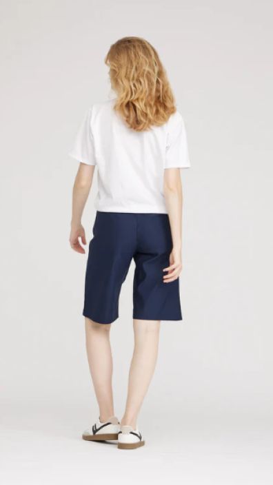 Laurie shortsit Donna 100861 Donna Loose leveät mukavat lahkeet Navy sininen tuotekuva 1