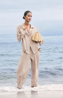 NOEN pellavajakku 87183 Hiekka beige uniikki tyylikäs malli