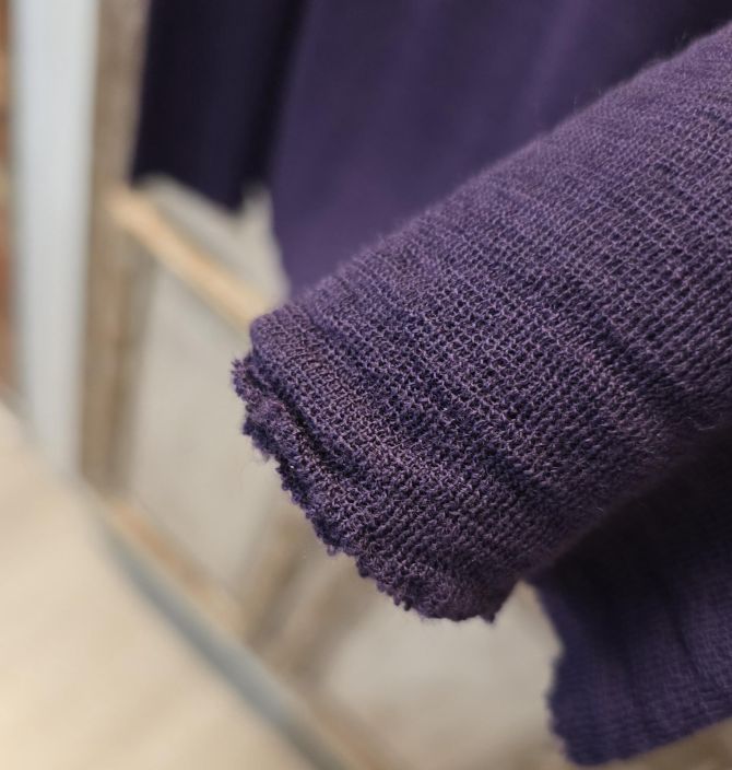 Blusbar neulepusero merinovilla 4047 Aubergine munakoiso todella mukava tuotekuva 2
