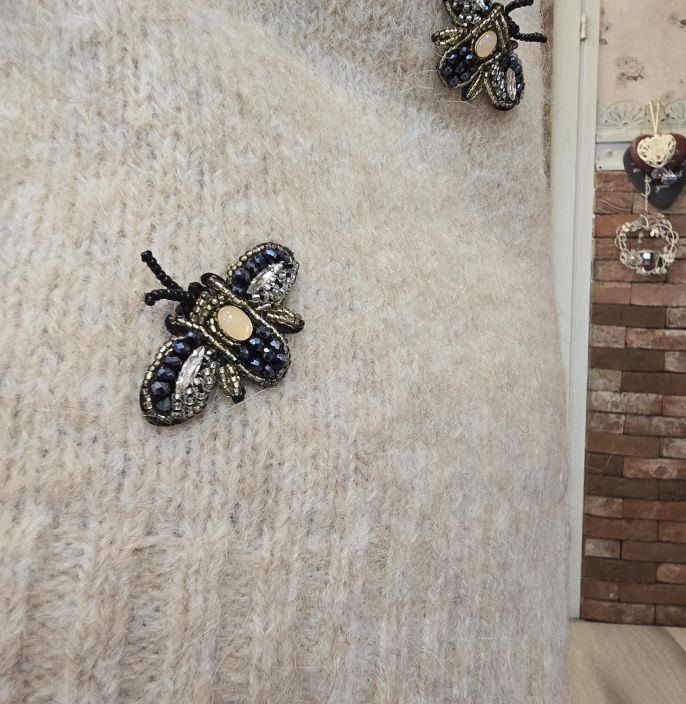 NOEN upea neulejakku 87207 Beige suloisilla ötökkä koristeilla tuotekuva 5