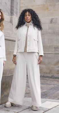 NOEN NOEN leveät vakosamettihousut 81426 todella ihastuttavat ja uniikit hieman paksummat vakosametit