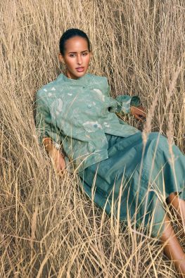 NOEN NOEN jakku 87175 Kaunis vihreä tyylikäs uniikki jakku kiiltävästä langasta kuosi