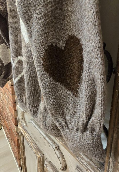 Marta du Château ihanan mukava sydänkuosi neule Amarante 64023 Fango tuotekuva 1 Marta du Château ihanan mukava sydänkuosi neule Amarante 64023 Fango tuotekuva 1