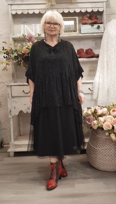 QNUZ tyllihame Musta todella mukavaa ja pehmeää tylliä resorivyötäröllä tuotekuva 4