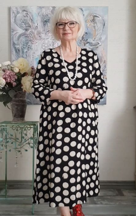 MASAI mekko Nusala Musta ja beiget pallot Kauniit, kasinmaalatut pallokuosit eivat poistu koskaan muodista, ne ovat ikuisia.
