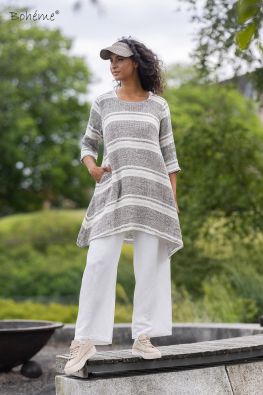 Boheme mekko B13187 Kauniit raidat pehmeässä pellavassa