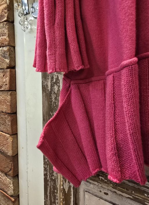 NOEN neule 83665 Pinkki uniikin mallinen paksumpi neule tuotekuva 4