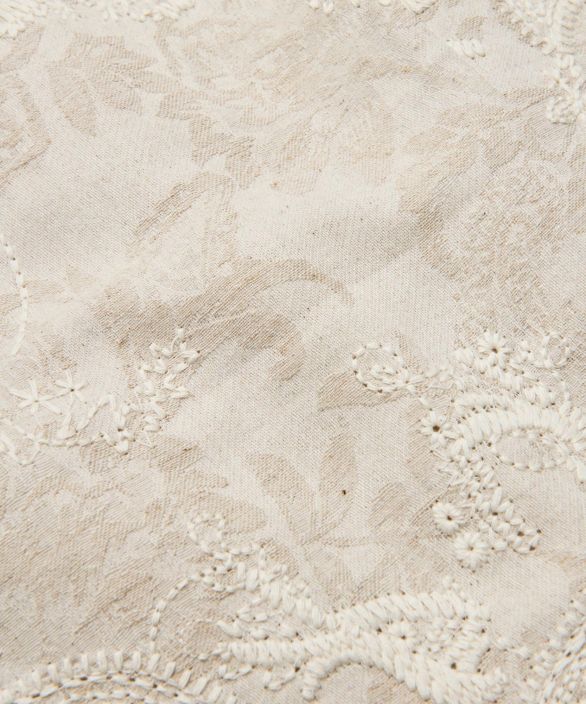 MASAI mekko Nipani Natural ihana kangas jossa kirjailtu kukkakuosi tekstuuri tuotekuva 3