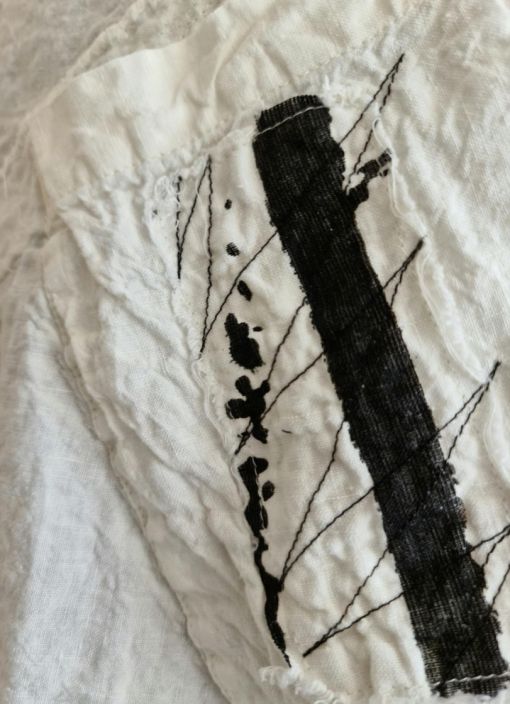 Mara GIbbucci jakku 53-61 Upea Mara Gibbucci jakku joka on valmistettu rypytetysta pellavasta. Edessa napit, koriste