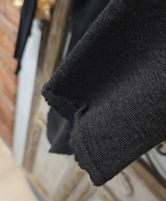 Blusbar neulepusero merinovilla 4047 Musta todella mukava tuotekuva 2