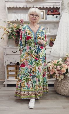 ORIENTIQUE Orientique mekko 30165 Ovahe Maxi näyttävä malli kauniilla kesäkuosilla