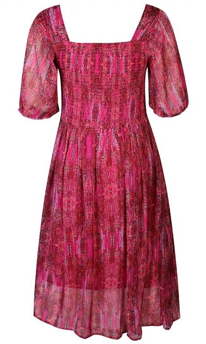 Ze-Ze mekko Faya 200166 34990 Lempeilla vareilla koristeltu kuosi yhdessa naisellisten yksityiskohtien kanssa tekevat tasta