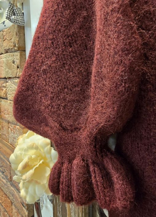 Marta du Château pörröinen neulejakku 2413 Vino eli Trendikäs viininpunainen todella mukava pörröneule tuotekuva 2 Marta du Château pörröinen neulejakku 2413 Vino eli Trendikäs viininpunainen todella mukava pörröneule tuotekuva 2