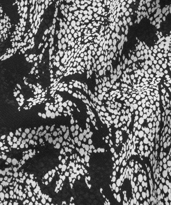 MASAI mekko Nilu (Black) Tama mekko on niin kevyt ja ilmava, etta tuskin huomaat kayttavasi sita. Pehmea ja hieman
