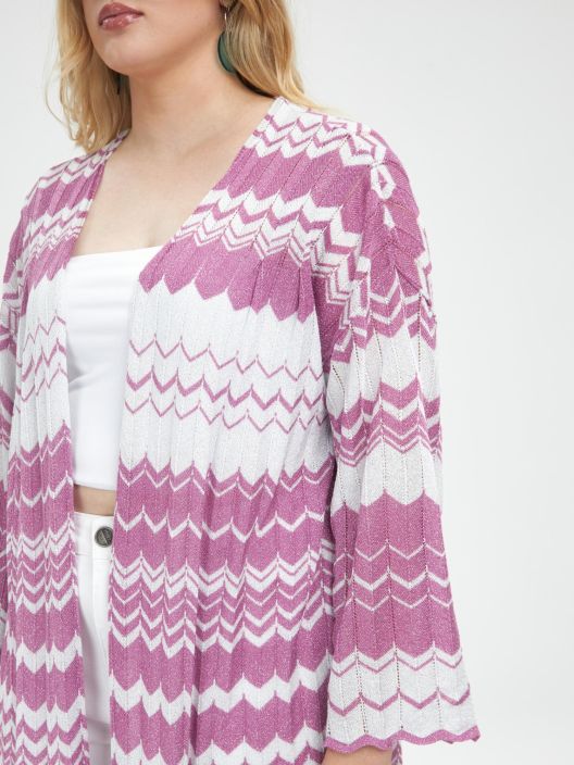 MAT jakku 5008,8101 violet Upea MAT jakku jota on koristeltu kankaaseen ommellulla kauniilla kiiltavalla langalla. Uniikki