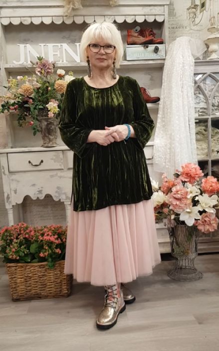 Grizas tunika CR52048 (611) Metsan vihrea kaunis kiiltava kangas rypytetty juhlalaatu Ihanan tuntuinen viskoosi/silkki