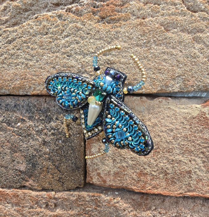 Erfurt koriste ötökkä hakaneulalla, käsityötä Liila kuoriainen siivillä tuotekuva 2