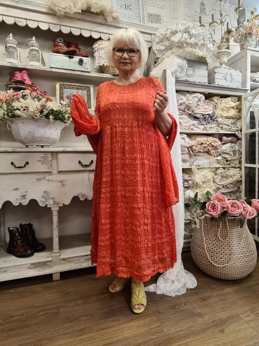 Grizas silkkimekko 91650A (259) Taman Grizas silkkimekon kangas on aivan uskomattoman kevytta ja pehmeaa. Sopii