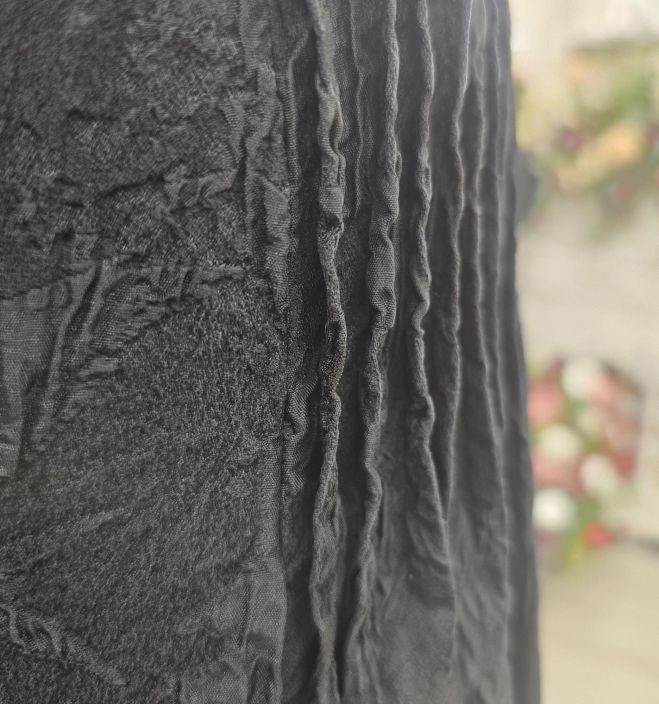 Grizas juhlava mekko 91935 Musta kaunis tekstuuri ja laskokset tuotekuva 10