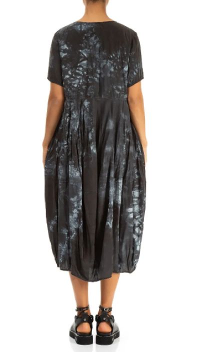 Grizas silkkimekko 91494 Musta upea ja näyttävä liukuvärjäys tuotekuva 3 Grizas silkkimekko 91494 Musta upea ja näyttävä liukuvärjäys tuotekuva 3