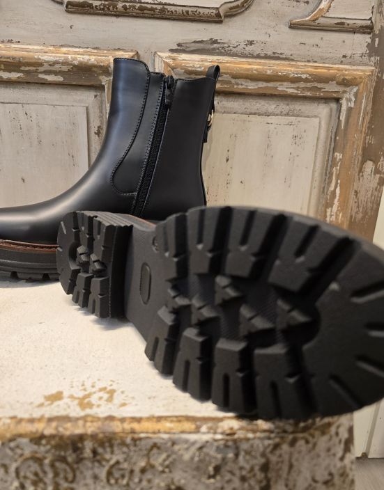 Marta du Château maiharit Musta sivussa resorit, pitävä pohja tuotekuva 4 Marta du Château maiharit Musta sivussa resorit, pitävä pohja tuotekuva 4